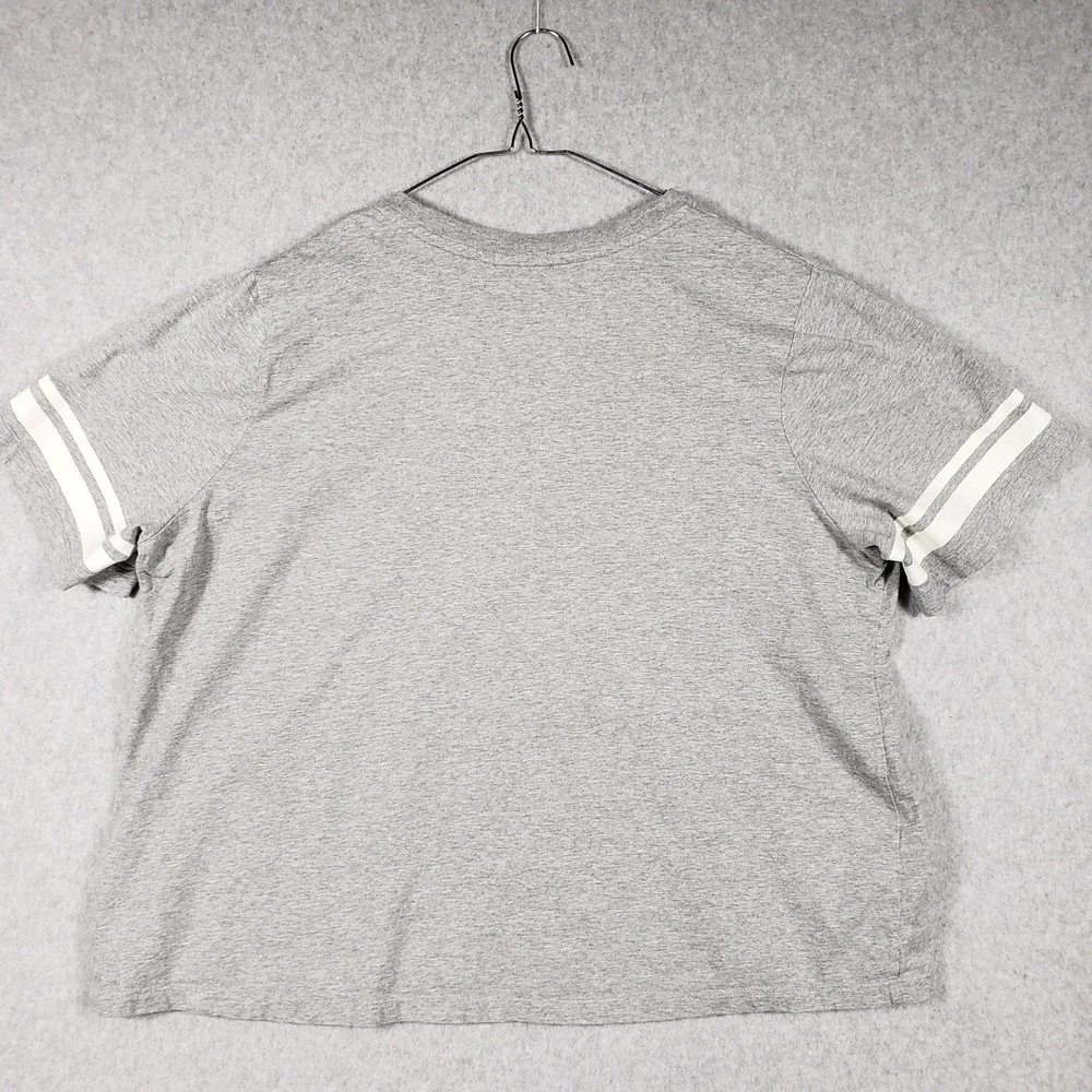 Nike Gray Swoosh Graphic Tee Shirt Womens Plus Size‎ 1X White Trim Heathered
